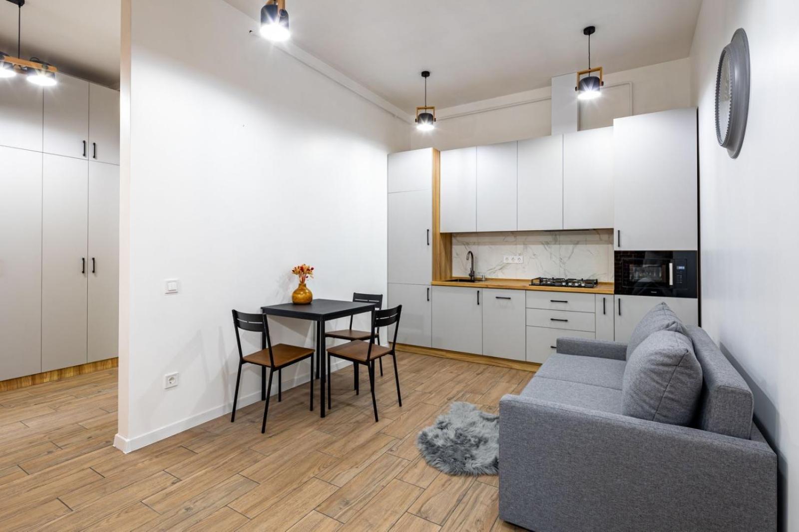 Romari Туган Барановського 30 Lviv Bagian luar foto