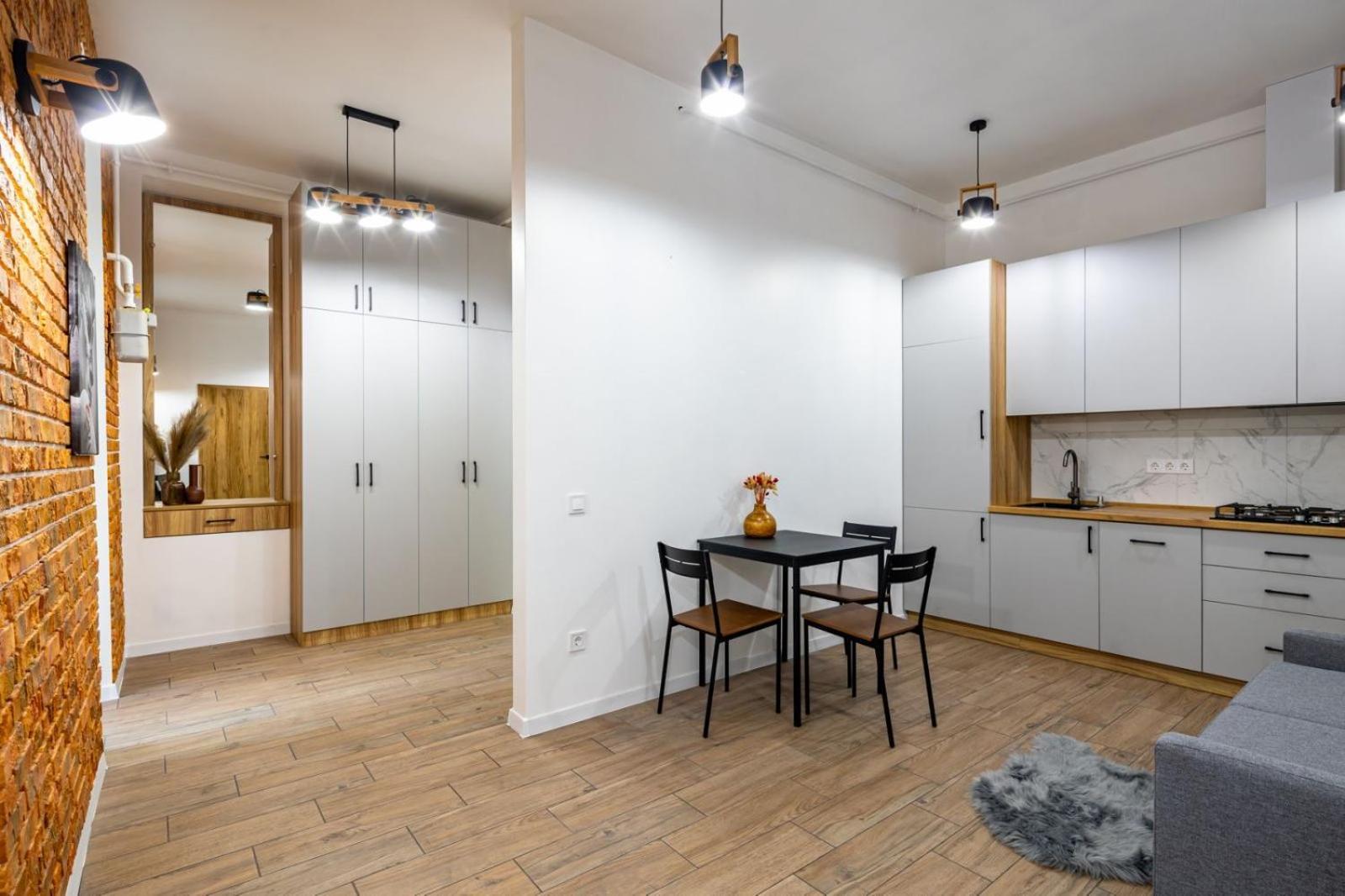 Romari Туган Барановського 30 Lviv Bagian luar foto