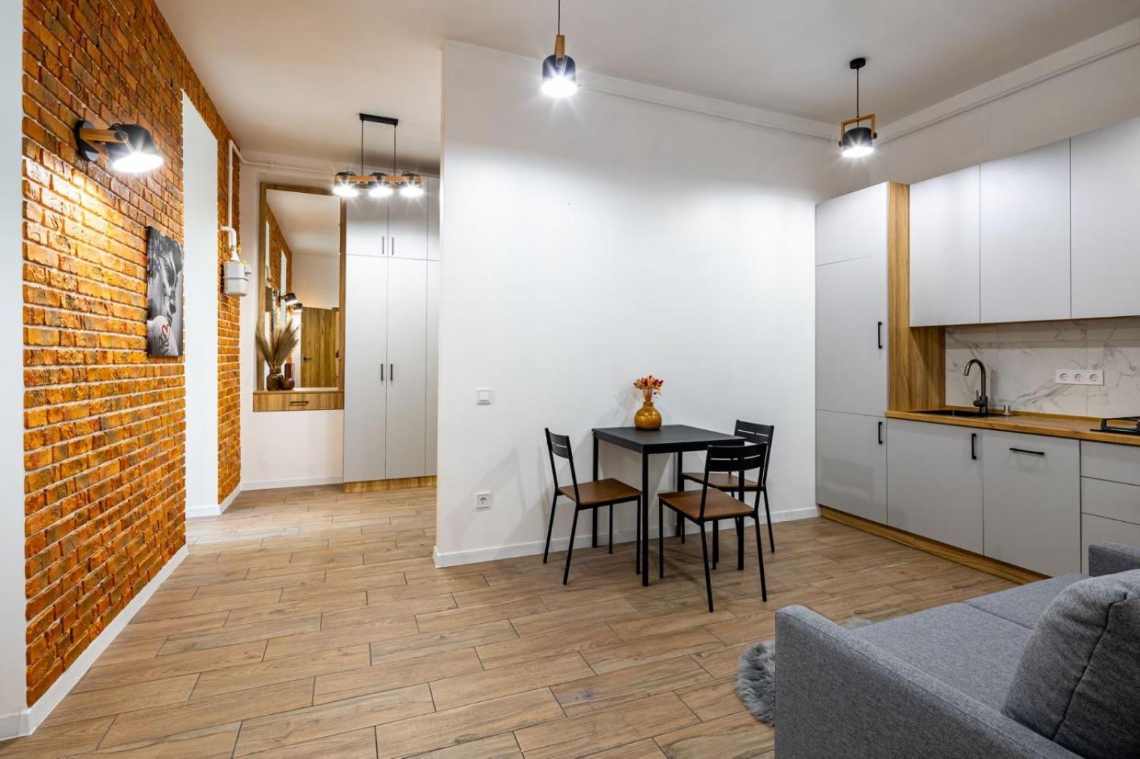 Romari Туган Барановського 30 Lviv Bagian luar foto